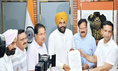 gurjeet-singh-aujla-makes-hat-trick