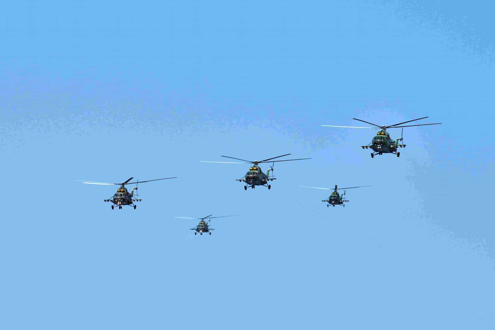 2-malaysian-military-helicopters-collide-and-crash-during-training-killing-all-10-people-on-board