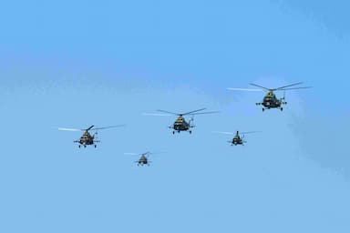 2-malaysian-military-helicopters-collide-and-crash-during-training-killing-all-10-people-on-board