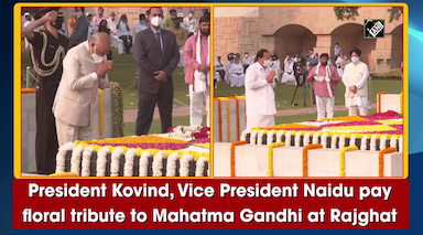 president-kovind-vice-president-naidu-pay-floral-tribute-to-mahatma-gandhi-at-rajghat