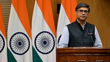 indian-foreign-secretary-calls-on-pakistan-to-address-violations