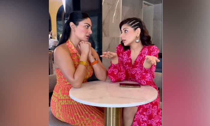 its-fun-time-for-neeru-tania