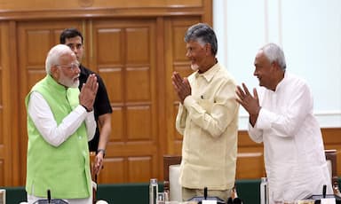 nitish-kumar-and-naidu-attended-the-nda-meeting