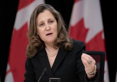 ottawa-freezes-merger-notification-threshold-funds-housing-innovation-projects