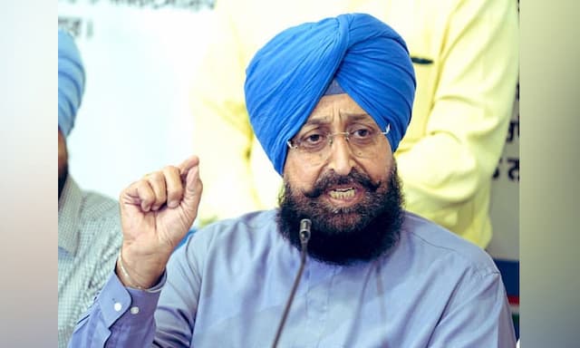 Partap Singh Bajwa Criticizes State Government Over Budget - https://cdn.connectfm.ca/partap-singh-bajwa_2024-04-30-195349_agkx.jpg