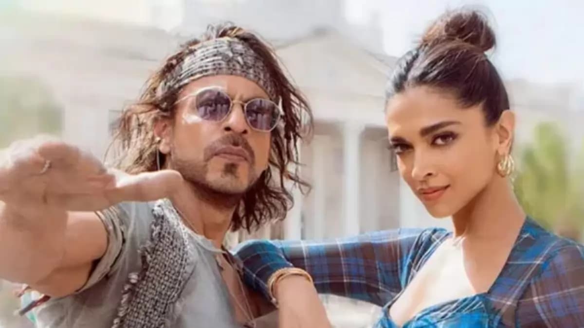 shah-rukh-khans-action-film-pathaan-releases