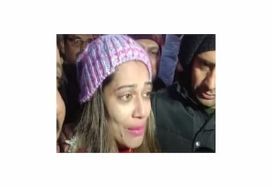 payal-rohatgi-booked-for-objectionable-video-on-mahatma-gandhi-nehru