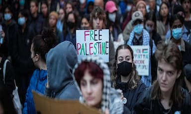13-pro-palestinian-protesters-charged-for-blocking-railway-in-vancouver-police