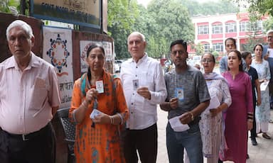 lok-sabha-elections-55-20-percent-voting-in-punjab-till-5-pm