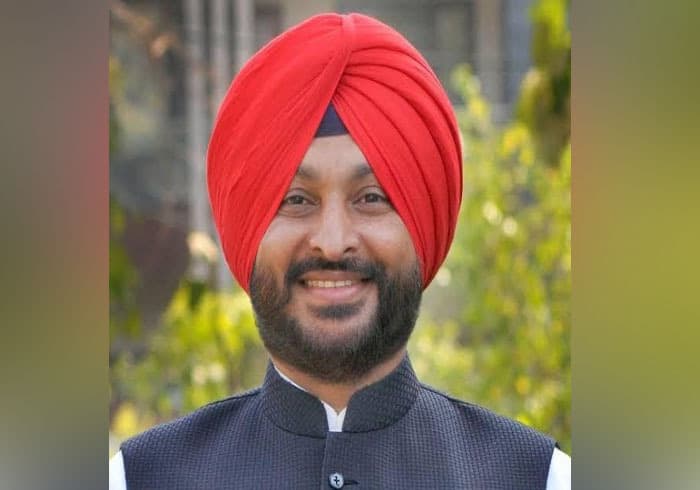 aam-aadmi-party-government-will-fall-in-punjab-ravneet-bittu-claimed