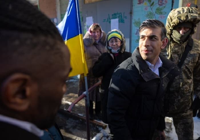 the-uk-prime-minister-is-in-kyiv-to-announce-a-new-support-package-for-ukraine