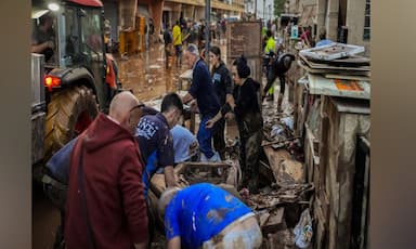 spain-searches-for-bodies-after-flood-of-the-century-claims-at-least-95-lives