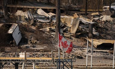 b-c-wildfires-destroy-or-damage-more-than-500-buildings-this-year