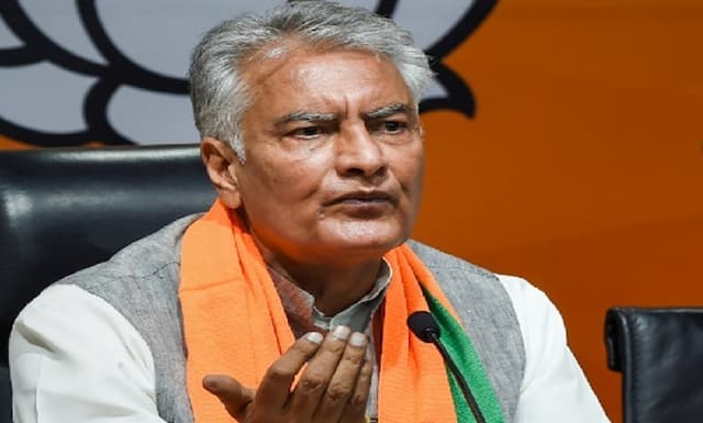 Sunil Jakhar resigned from the post of BJP President! - https://cdn.connectfm.ca/sunil-jakhar_2024-09-27-130701_sqfo.jpg