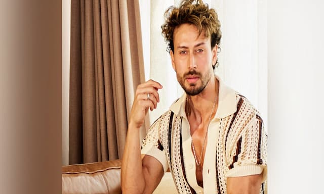 20 Teams Nab Three Suspects in 15 Hours Over Tiger Shroff Firing Incident - https://cdn.connectfm.ca/tigerjackieshroff.jpg