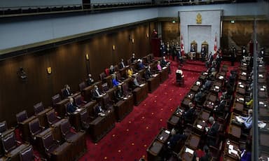 senate-passes-bill-to-ban-replacement-workers-in-federally-regulated-workplaces