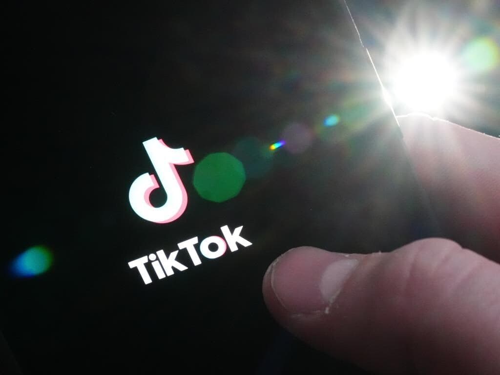 conservative-ndp-leaders-suspend-use-of-tiktok-video-app-as-house-brings-in-own-ban