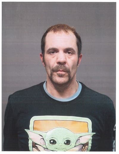 rcmp-in-salmon-arm-issue-arrest-warrant-for-man-who-is-missing-with-his-teenaged-daughters