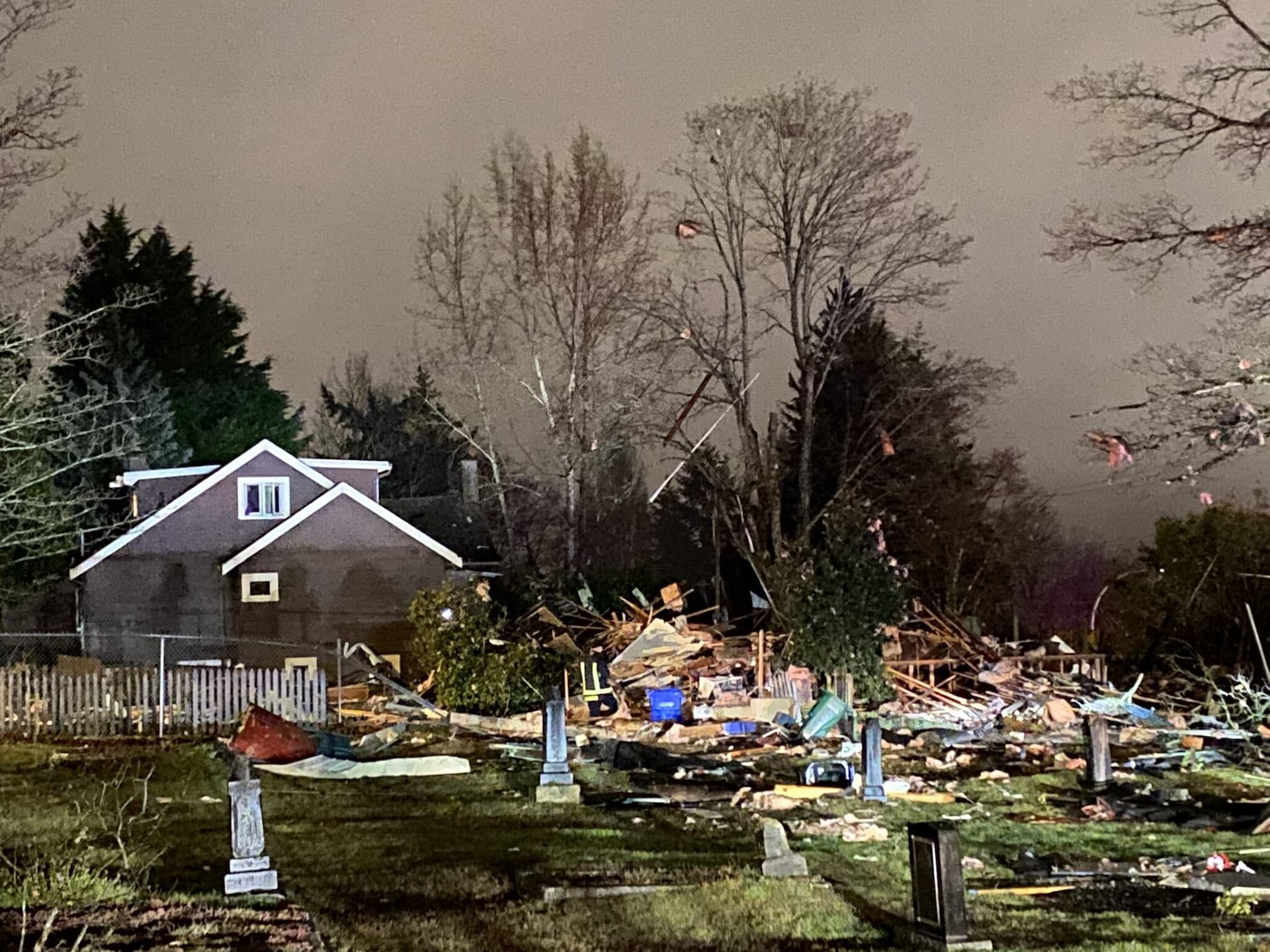 nanaimo-home-destroyed-in-an-explosion