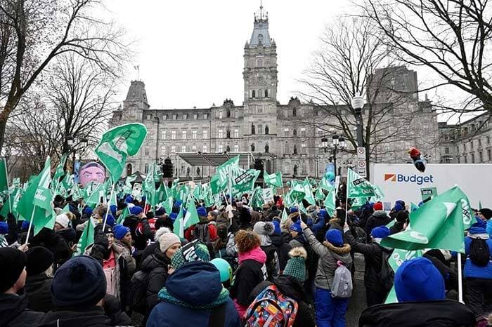 quebec-nurses-health-staff-launch-four-day-strike