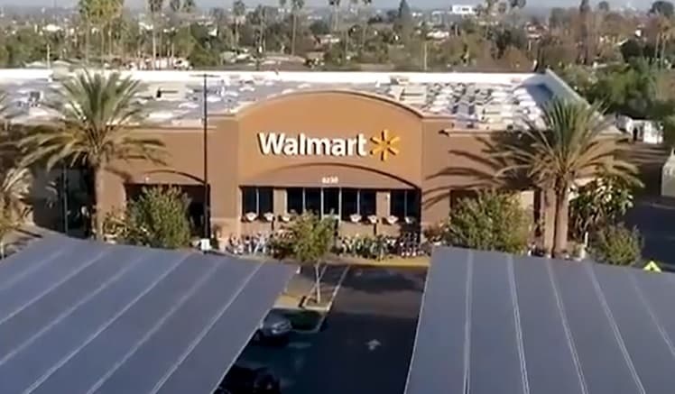 rcmp-investigating-a-fire-at-a-walmart-store-in-surrey