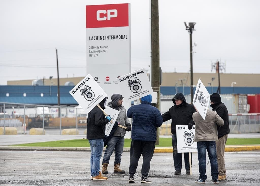 federal-govt-facing-pressure-to-step-in-to-resolve-the-work-stoppage-at-cp-rail