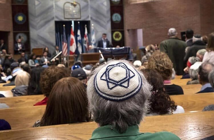 two-montreal-jewish-schools-hit-by-gunshots