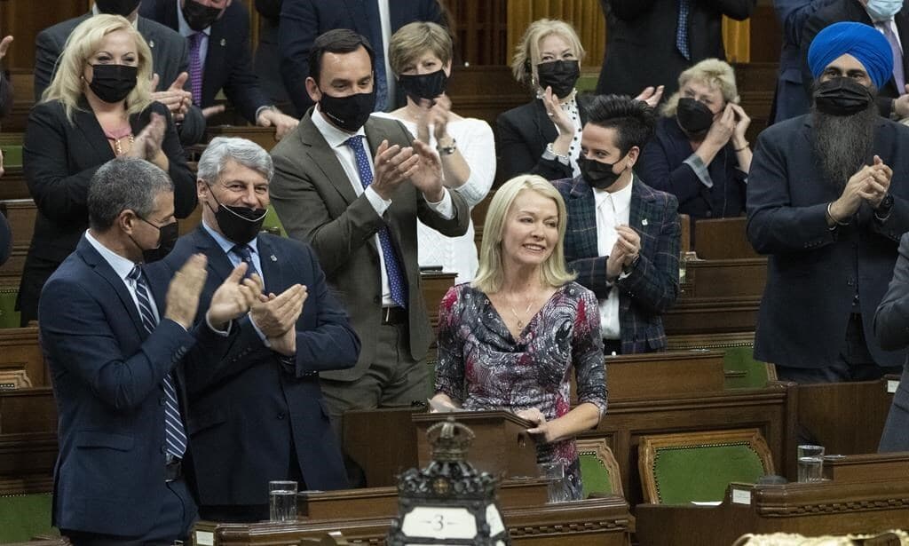 candice-bergen-shakes-up-otooles-parliamentary-leadership-team-drops-quebec-mp