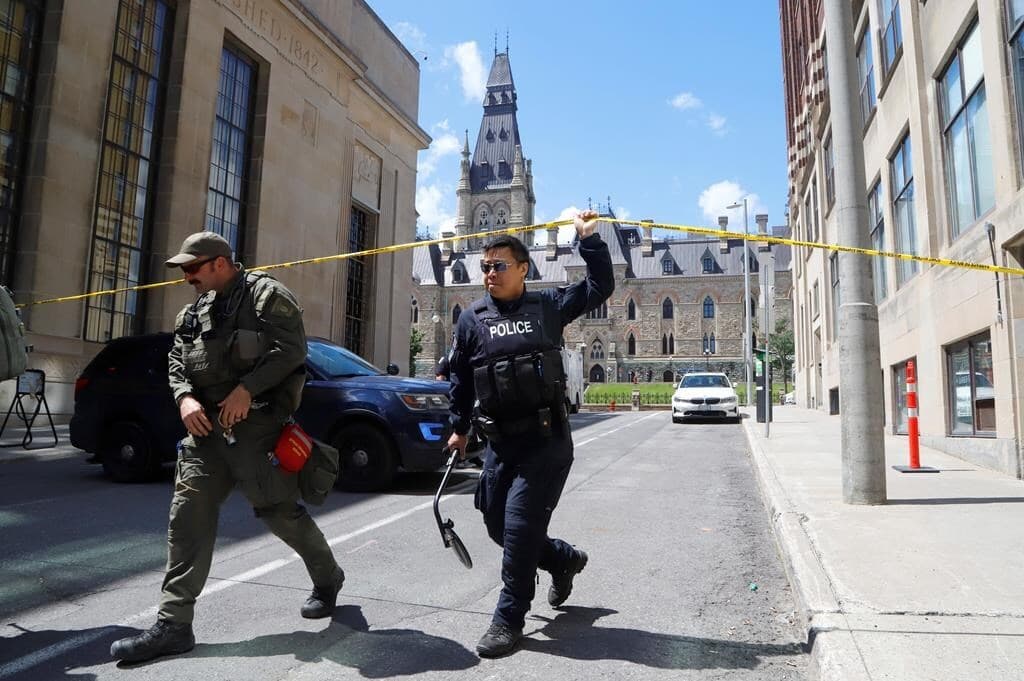rcmp-investigating-false-parliament-hill-bomb-tip-against-sikh-men-ottawa-police