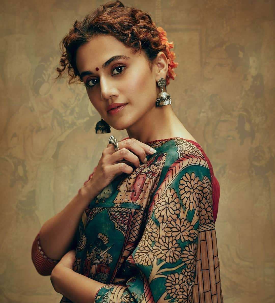 taapsee-pannu-turns-producer