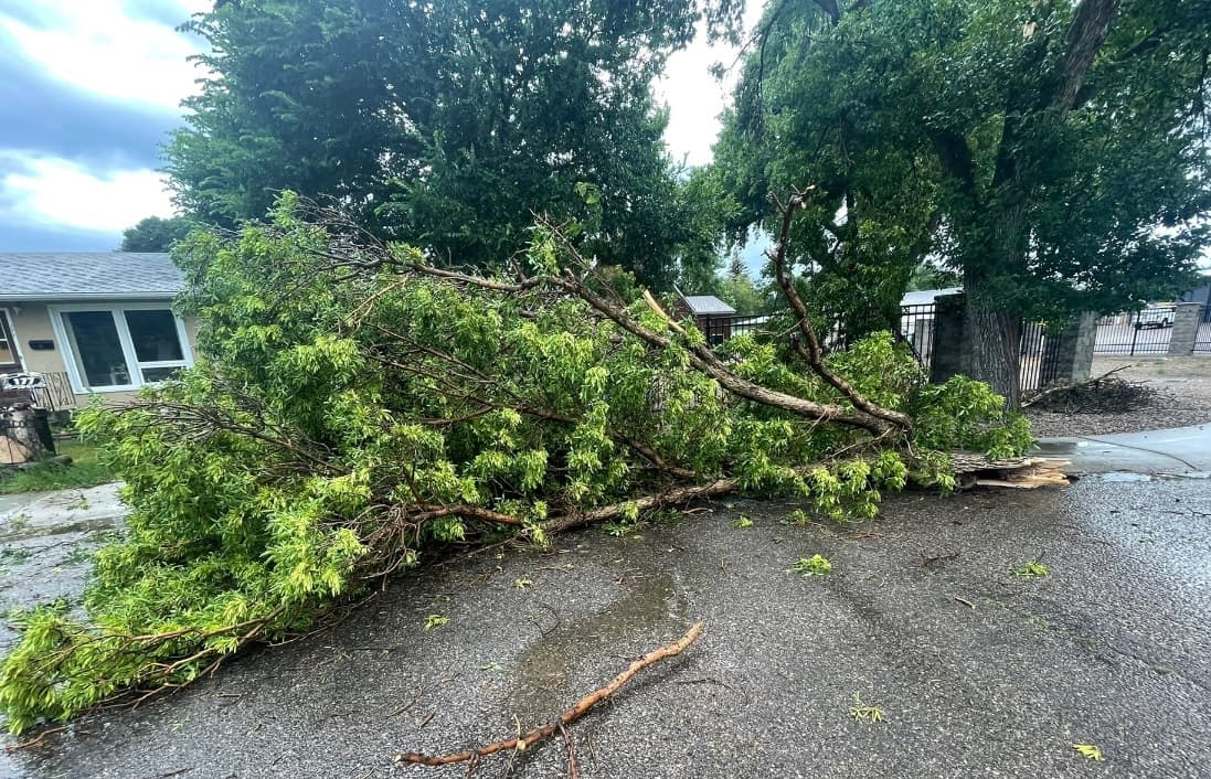 alberta-emergency-alert-says-storm-caused-property-damage-in-southeast