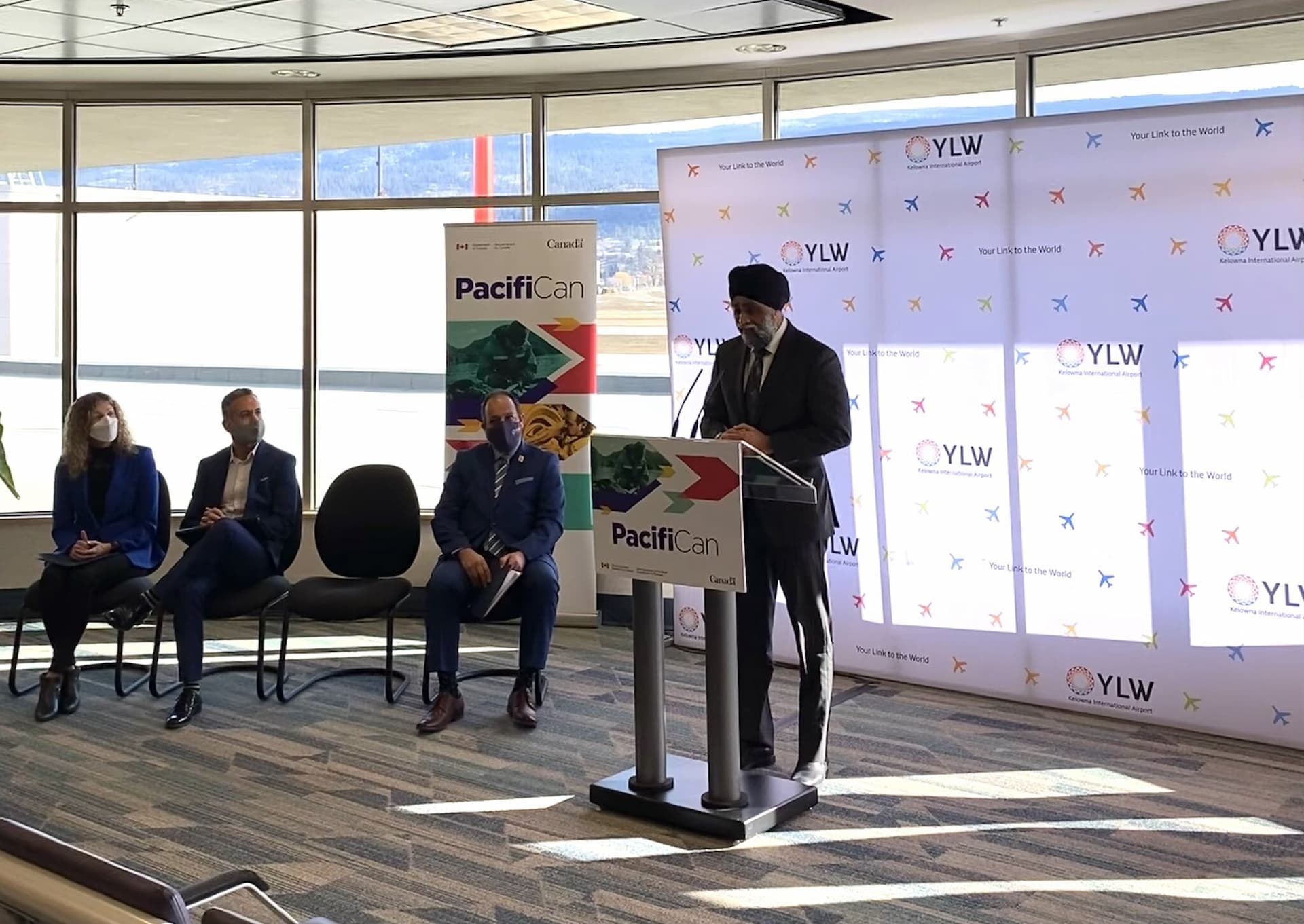 nearly-19-million-of-federal-funding-announced-today-to-help-11-bc-airports-and-2-airlines