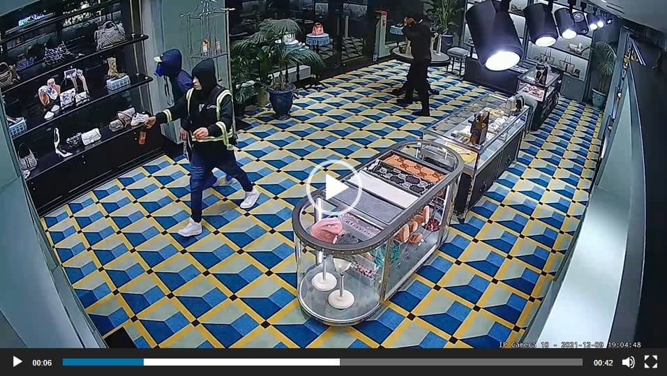 vpd-releases-video-asks-for-help-in-solving-a-violent-robbery