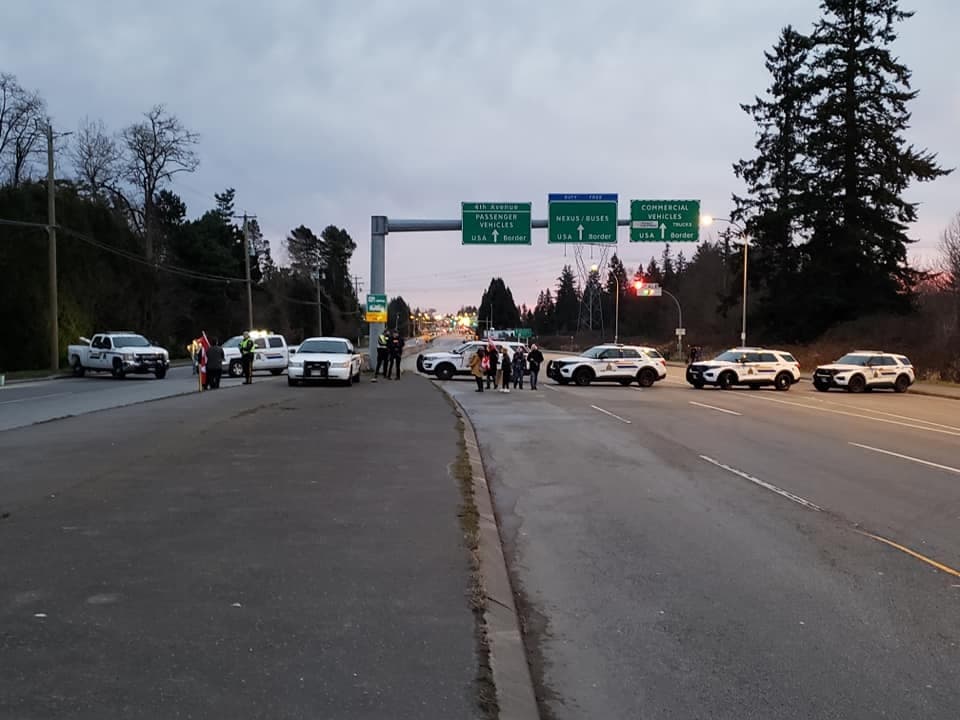truck-drivers-face-delays-after-pacific-border-highway-closed-due-to-protests