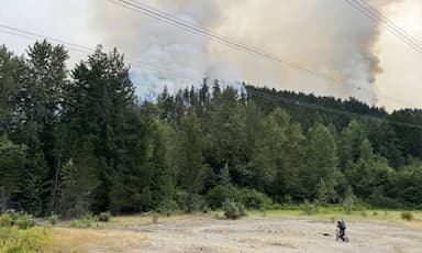 lightning-sparks-surge-in-b-c-wildfires-as-more-than-100-fires-burn-across-province