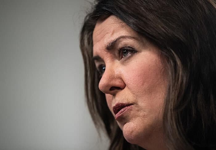 alberta-legislature-wraps-up-fall-sitting-passes-pension-exit-legislation