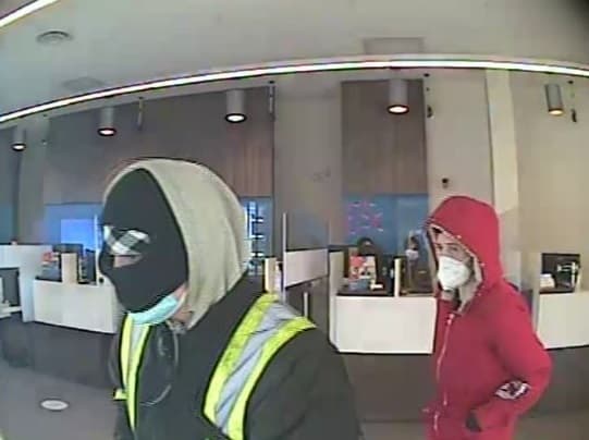 surrey-rcmp-asking-for-help-to-identify-these-robbery-suspects