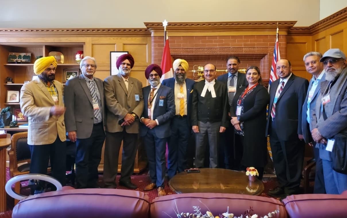 grand-welcome-for-punjabi-press-club-of-b-c-in-legislative-assembly