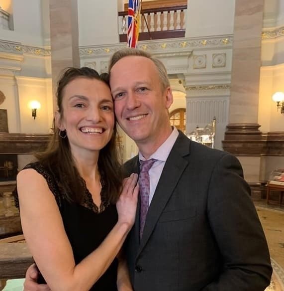 marriage-proposal-in-b-c-legislature-gets-a-yes-from-fiancée-cheers-from-mlas