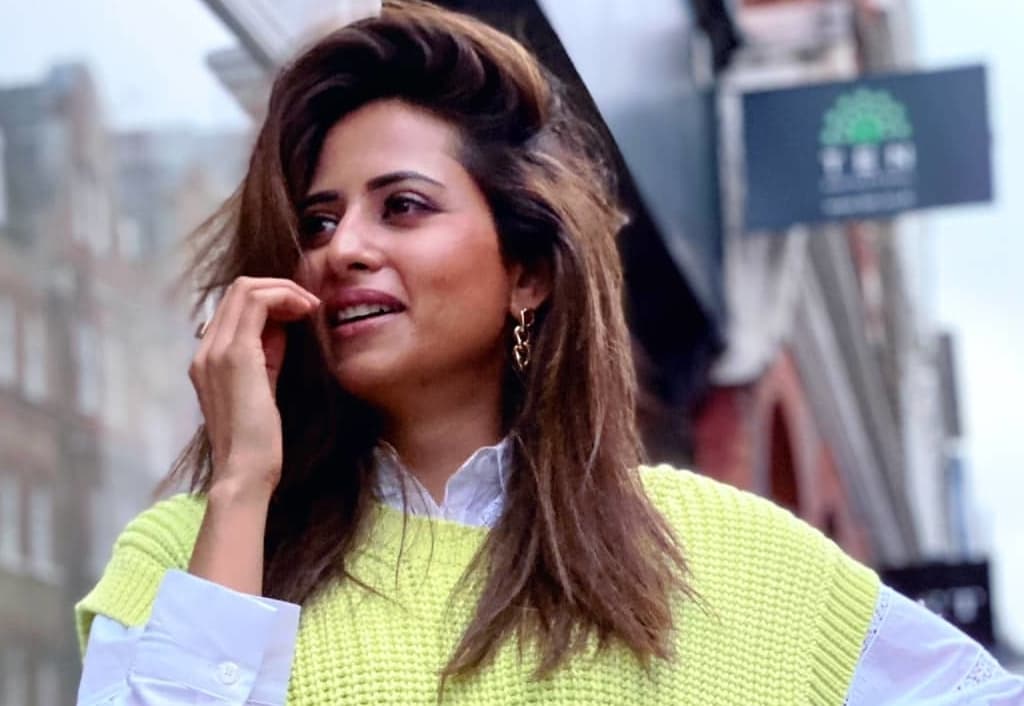 punjabi-star-sargun-mehta-makes-her-bollywood-debut-with-mission-cinderella