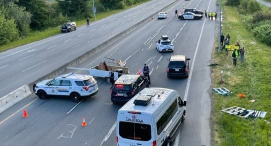 several-protesters-opposed-to-old-growth-logging-taken-into-custody-in-at-least-three-locations-around-metro-vancouver-and-victoria