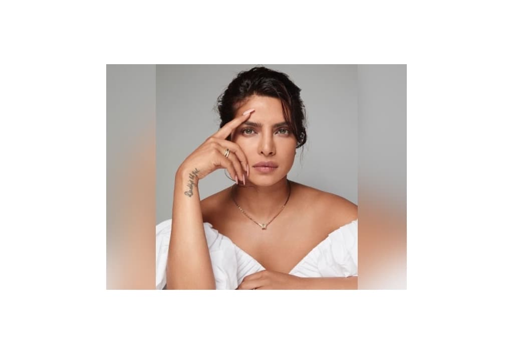 priyanka-chopra-jonas-drops-surname-from-social-media-handles