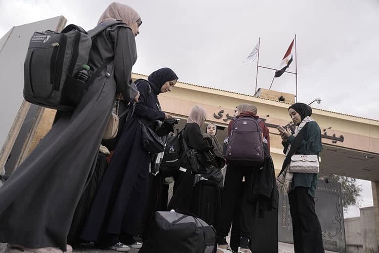 no-canadians-included-on-latest-list-of-people-cleared-to-leave-gaza-strip-via-egypt