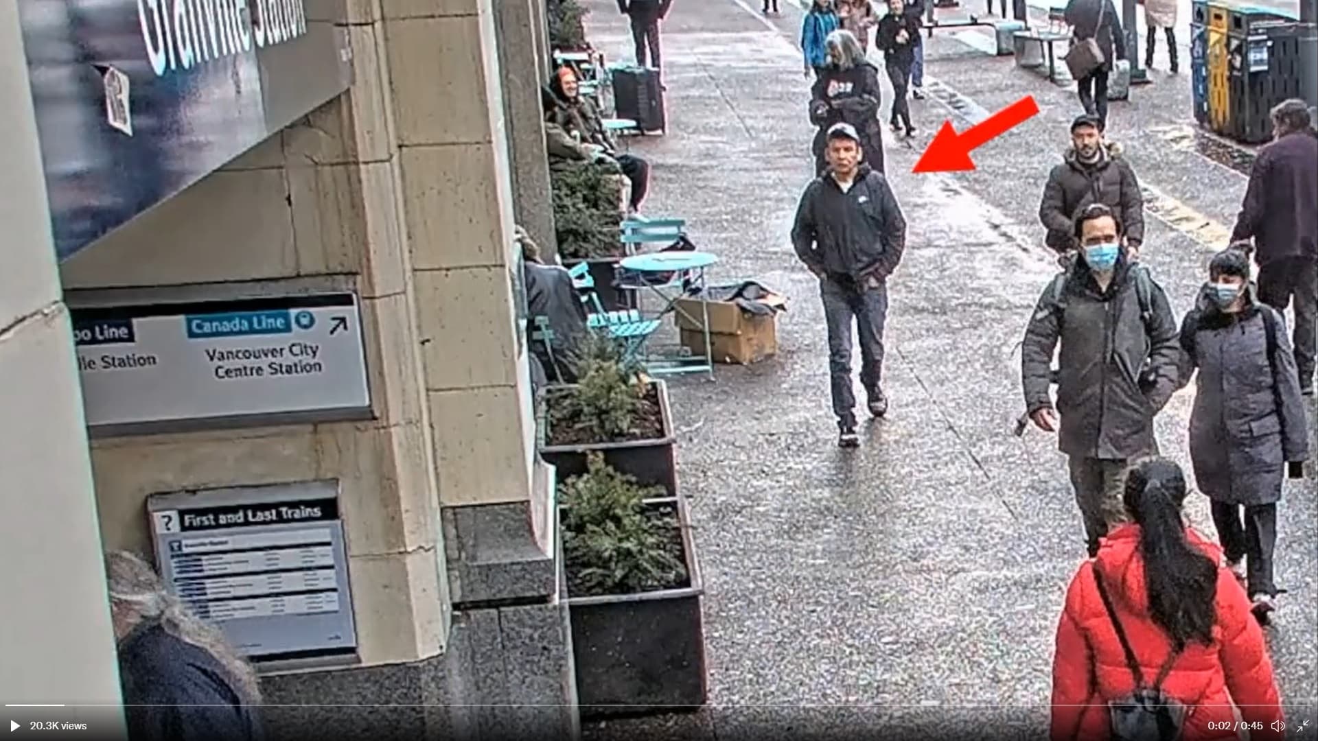 vpd-investigates-random-assault-at-downtown-skytrain-station