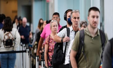 u-s-to-begin-mandatory-photo-collection-for-all-non-citizens-including-canadians