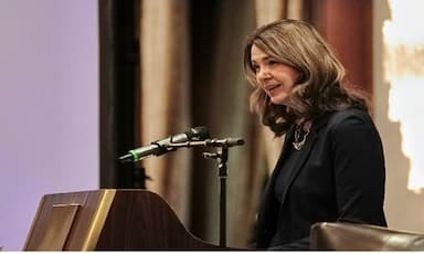alberta-premier-danielle-smith-visits-quebec-to-strengthen-provincial-ties-dateline