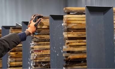 canadas-november-jobs-report-to-offer-final-economic-signal-ahead-of-next-bank-of-canada-rate-decision