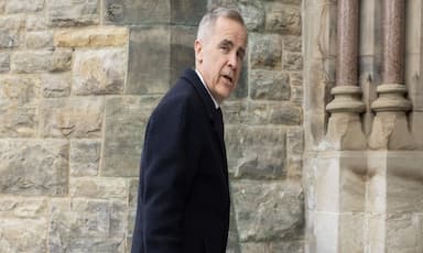 federal-flags-lowered-for-seven-days-to-honour-victims-of-b-c-mass-shooting