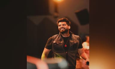 punjabi-actor-singaa-grabs-limelight-with-bold-revelations