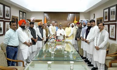 punjab-bjp-seeks-cbi-probe-into-warehouse-officials-death-submits-memorandum-to-governor
